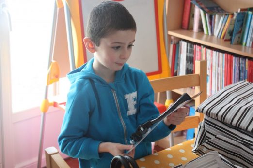 Samuel-bequille-Cadeau