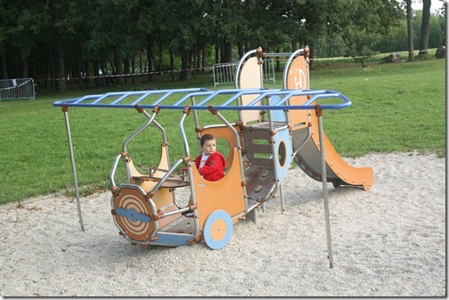 MARTIN_2011_08_19_3685